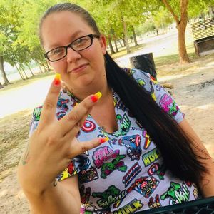 Meet your Posher, Dana